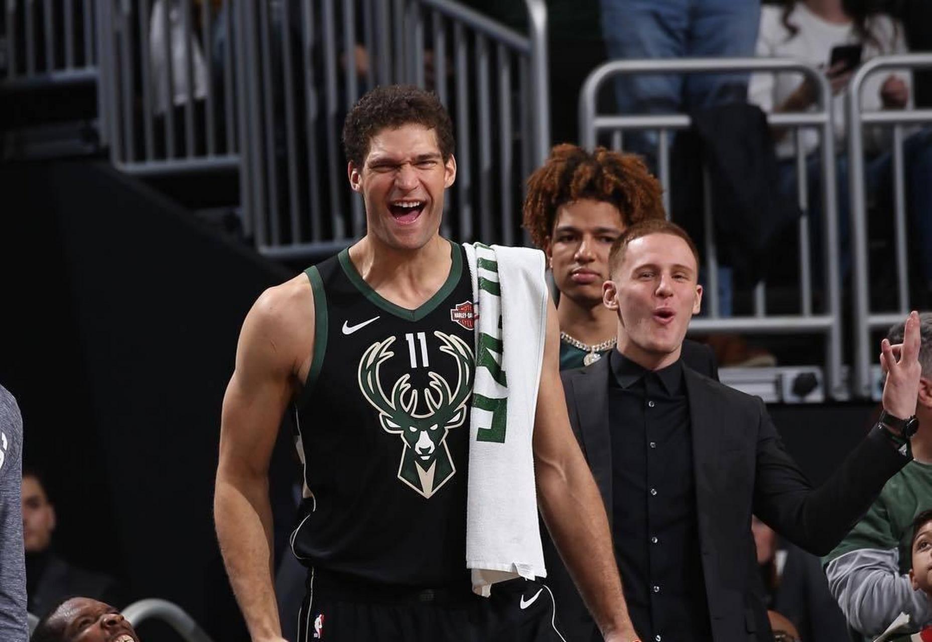 包含国际比赛日体能课后;密尔沃基雄鹿篮板制胜备战NBA总决赛;底气十足;赛季目标并未改变的词条开云入口